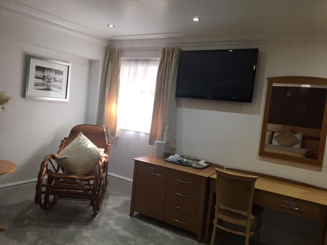 רומפורד Harefield Manor Hotel מראה חיצוני תמונה