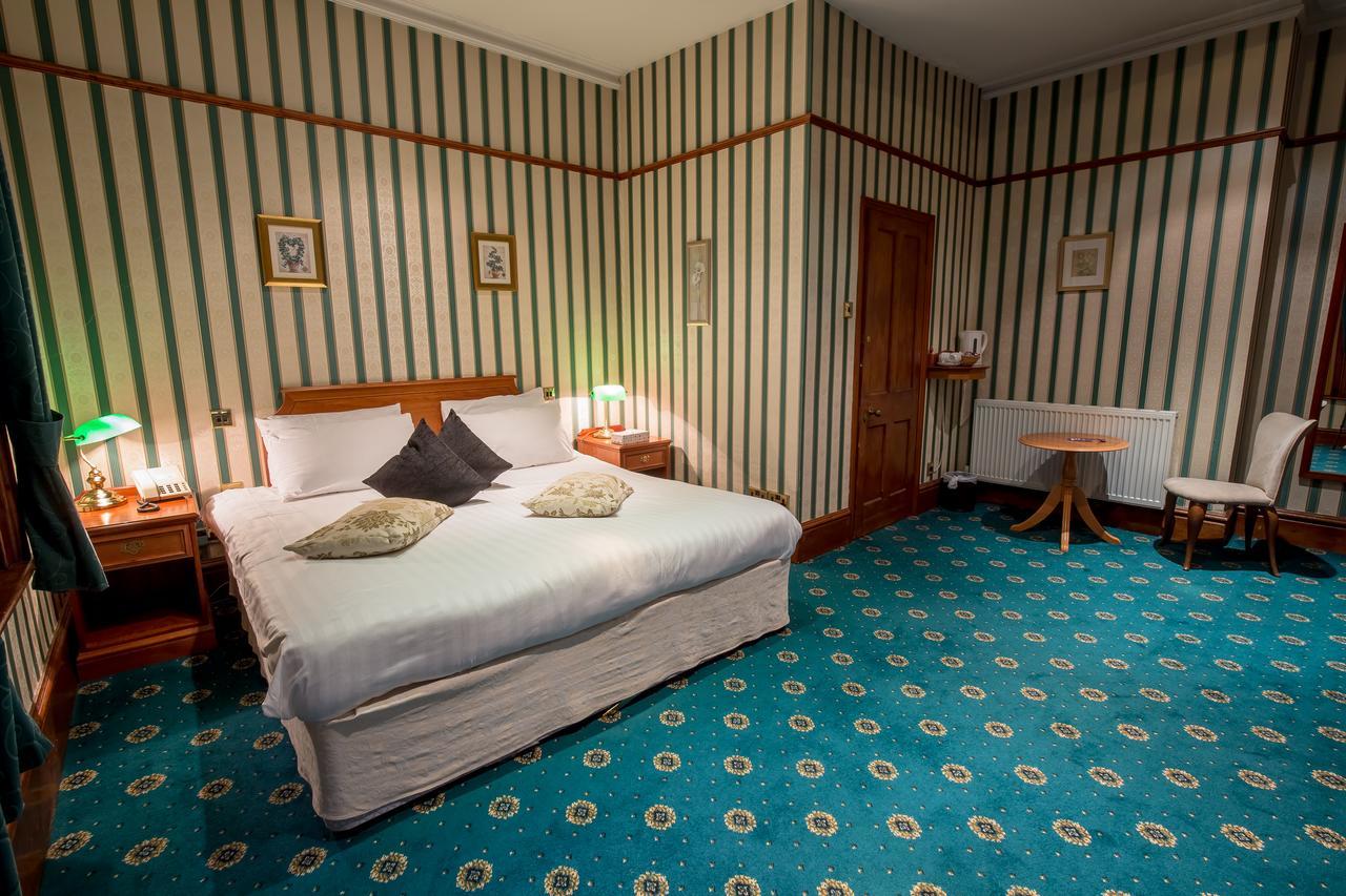 רומפורד Harefield Manor Hotel חדר תמונה